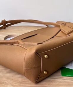 Replica Bottega Veneta Arco Medium Bag In Caramel Grained Leather 2