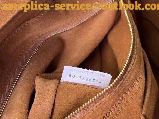 Replica Bottega Veneta Arco Medium Bag In Caramel Grained Leather 11