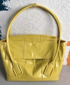 Replica Bottega Veneta Arco Medium Bag In Yellow Intrecciato Leather