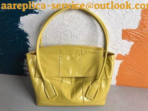 Replica Bottega Veneta Arco Medium Bag In Yellow Intrecciato Leather