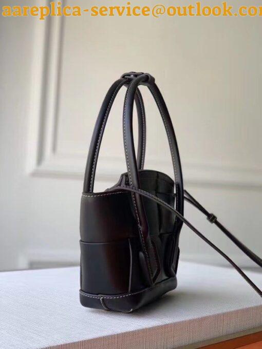 Replica Bottega Veneta Arco Mini Bag In Black Intrecciato Calfskin 5