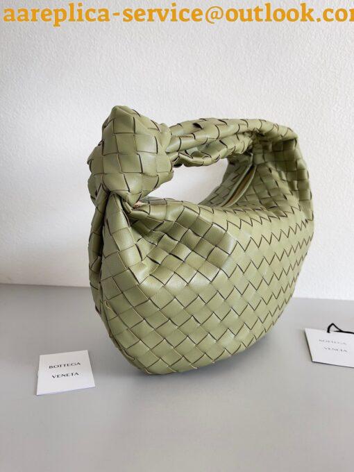 Replica Bottega Veneta BV Jodie Teen Bag In Travertine Intrecciato Lambskin 5