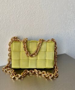 Replica Bottega Veneta Chain Cassette Bag In Kiwi Intrecciato Suede Calfskin 2