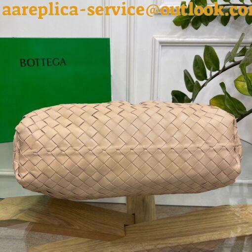 Replica Bottega Veneta Large Pouch Clutch Bag In Beige Intrecciato Lambskin 4