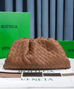 Replica Bottega Veneta Large Pouch Clutch Bag In Caramel Intrecciato Lambskin