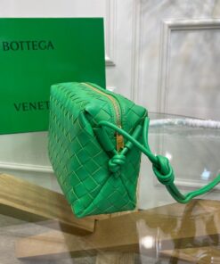 Replica Bottega Veneta Loop Small Bag In Green Intrecciato Lambskin 2