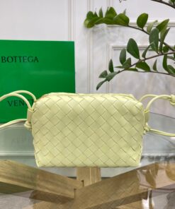 Replica Bottega Veneta Loop Small Bag In Lantern Intrecciato Lambskin