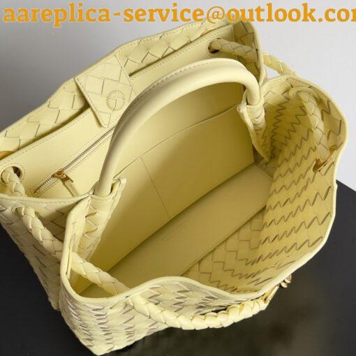 Replica Bottega Veneta Medium Andiamo Bag In Ice Cream Intrecciato Lambskin 17