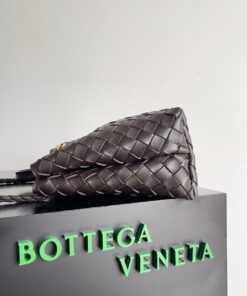 Replica Bottega Veneta Andiamo Small East/West Bag In Fondant Intrecciato Lambskin