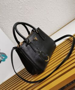 Replica Prada Galleria Small Bag in Black Saffiano Leather