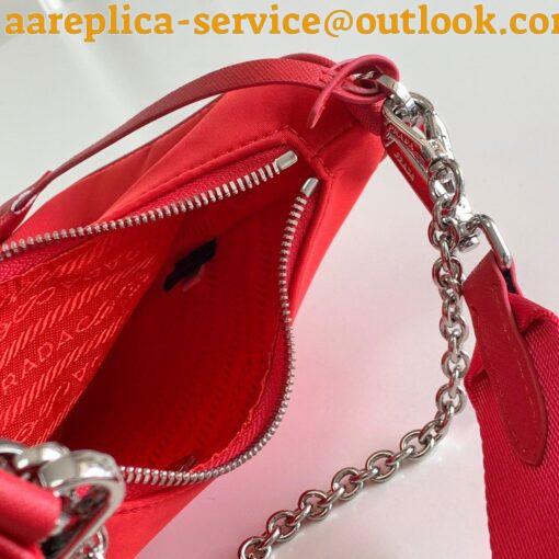 Replica Prada Re-Edition 2005 Shoulder Bag In Red Re-Nylon 7