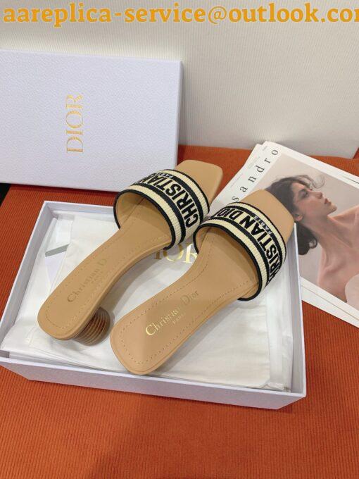 Replica Dior Dway Heeled 35MM Slides in Natural Raffia and Embroidered Cotton 23