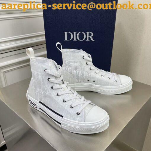 Replica Dior Men’s B23 High-top Sneakers In White and Blue Oblique Canvas 14