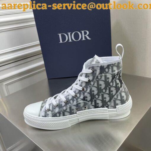 Replica Dior Men’s B23 High-top Sneakers In White and Black Oblique Canvas