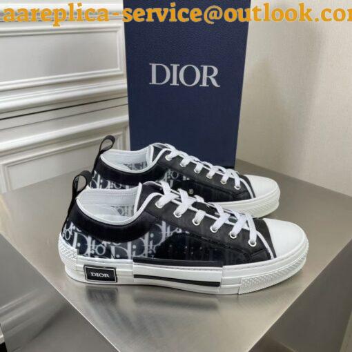 Replica Dior Men’s B23 Low-top Sneakers In Black and White Oblique Canvas 4