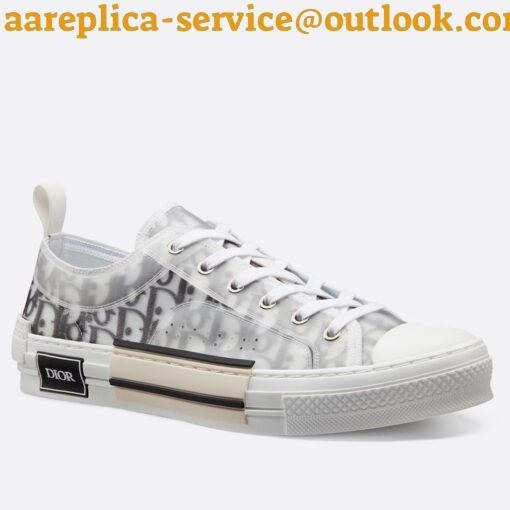 Replica Dior Men’s B23 Low-top Sneakers In White and Black Oblique Canvas