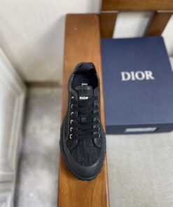 Replica Dior Men’s B28 Low-top Sneakers In Black Oblique Jacquard 2