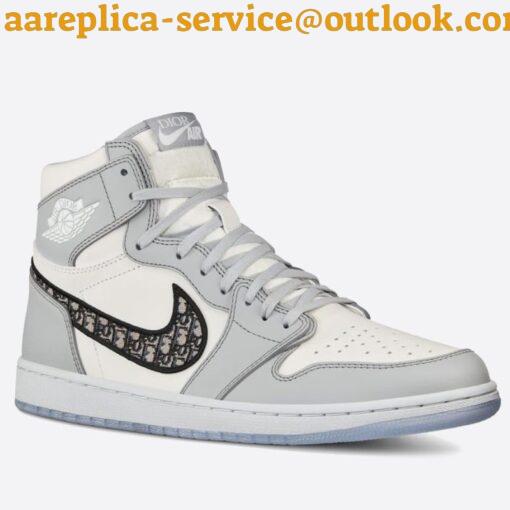 Replica Dior x Nike Air Jordan 1 High-top Sneakers 5