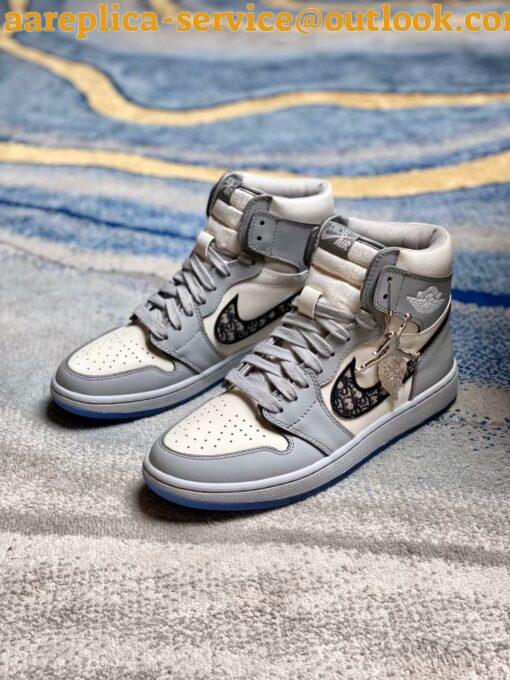 Replica Dior x Nike Air Jordan 1 High-top Sneakers 8