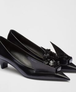 Replica Prada Pumps 45mm in Black Leather with Floral Appliques