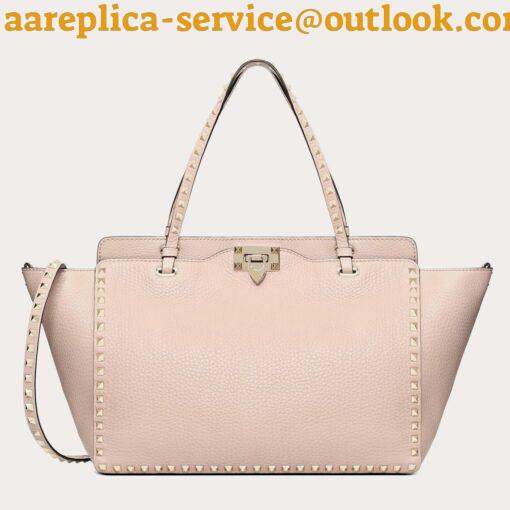 Replica Valentino Rockstud Medium Tote In Beige Grained Leather 3