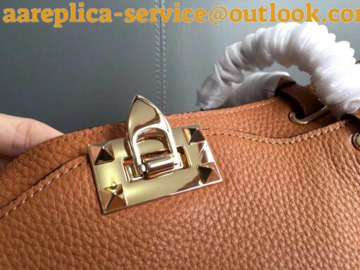 Replica Valentino Rockstud Medium Tote In Brown Grained Leather 20