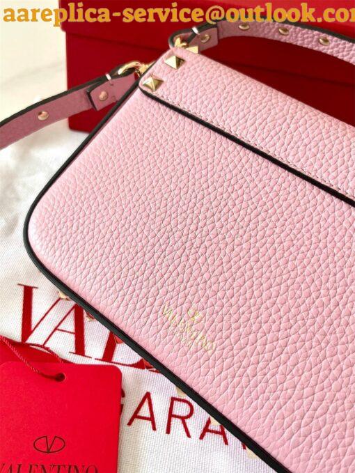 Replica Valentino Rockstud Pouch Bag in Pink Grained Leather 5