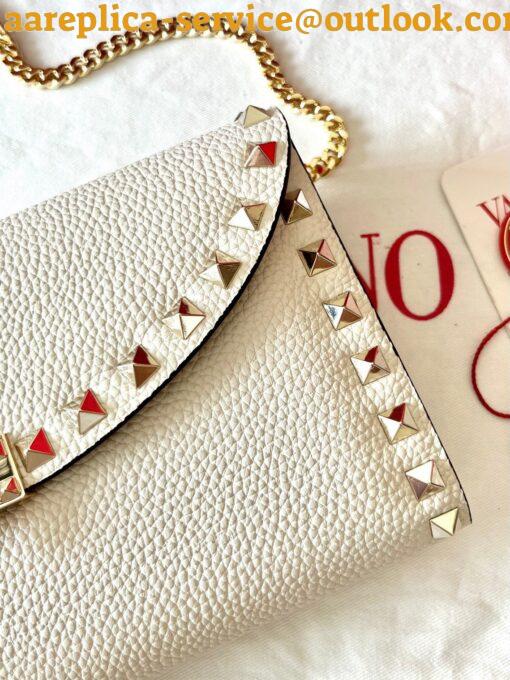 Replica Valentino Rockstud Wallet with Chain in White Grained Leather 3