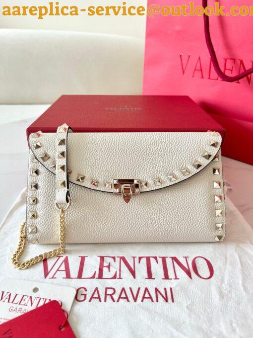 Replica Valentino Rockstud Wallet with Chain in White Grained Leather 4